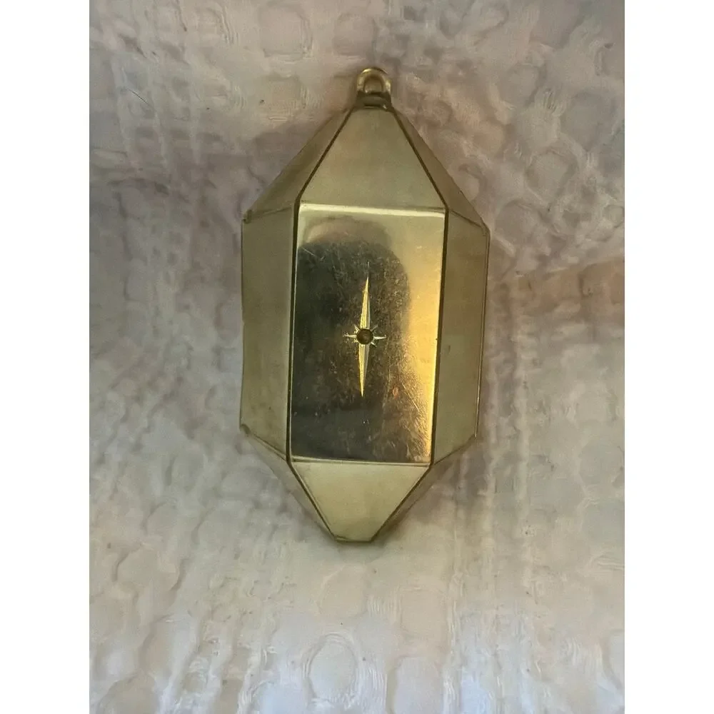 Vintage Jewel Brite Santa Lantern Diorama Christmas Ornament Yellow Plastic 3